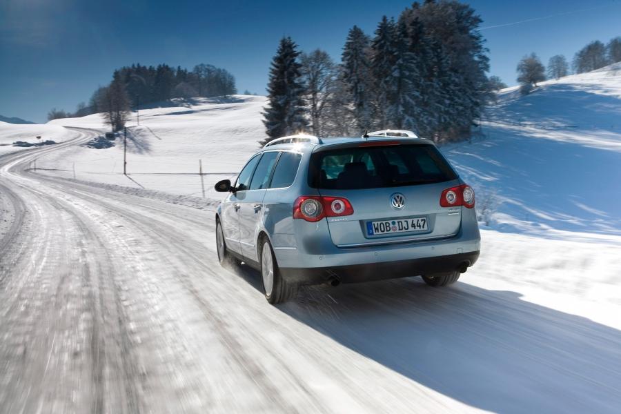  Volkswagen Passat Variant 2005 года  (фото 24 из 121)